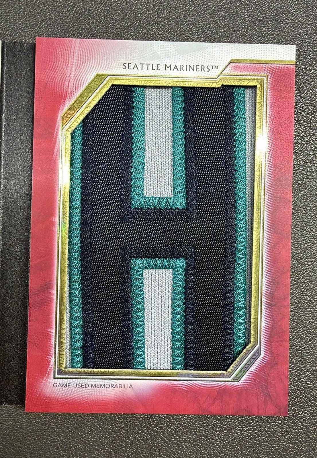 2018 Topps Triple Threads Ichiro Letter Plus Relic Booklet 1/1 Game Used Patch
